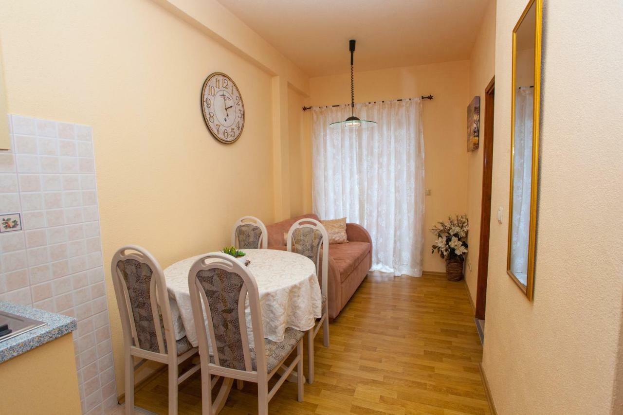 Apartman Antonio Daire Makarska Dış mekan fotoğraf